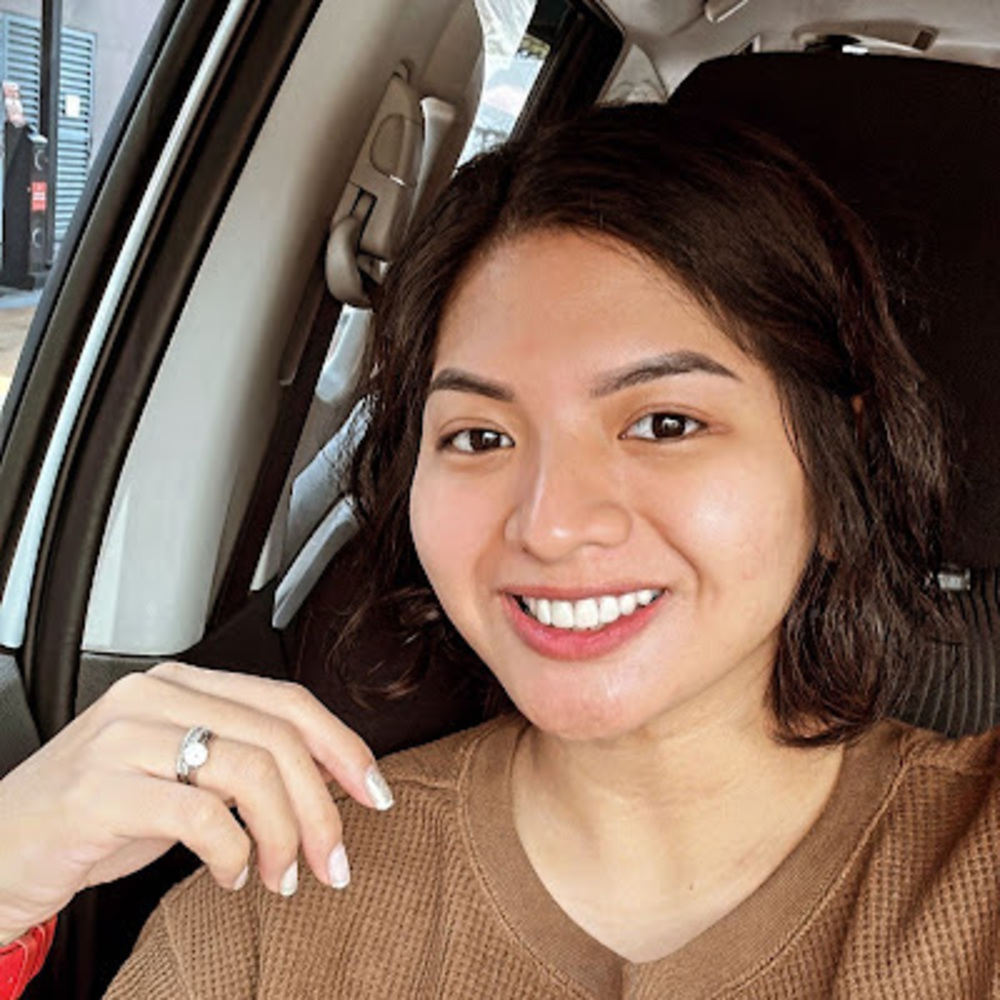 Meet your Posher, Andrea